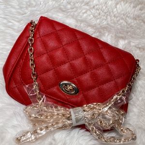 Chain Leather Crossbody Bag - red